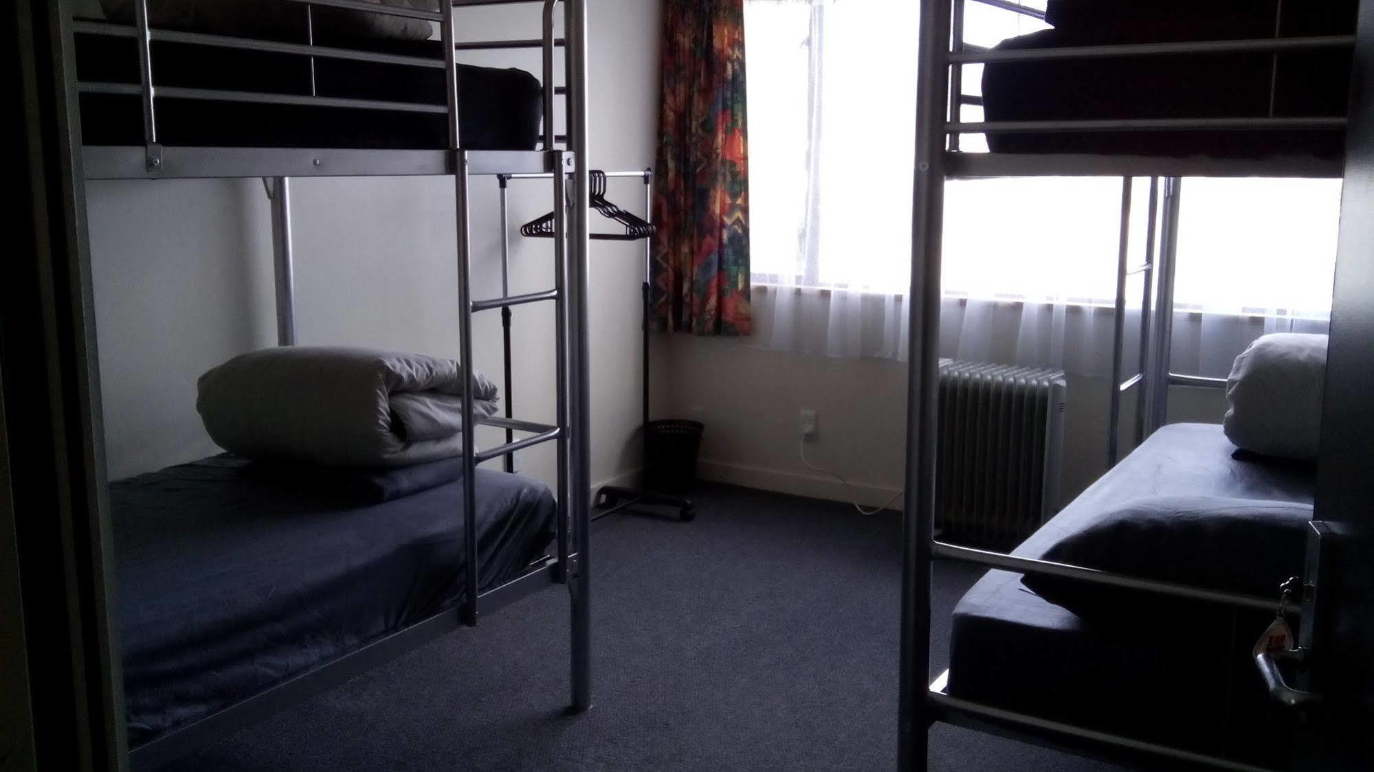 A Pousada Cromwell Backpackers Exterior foto