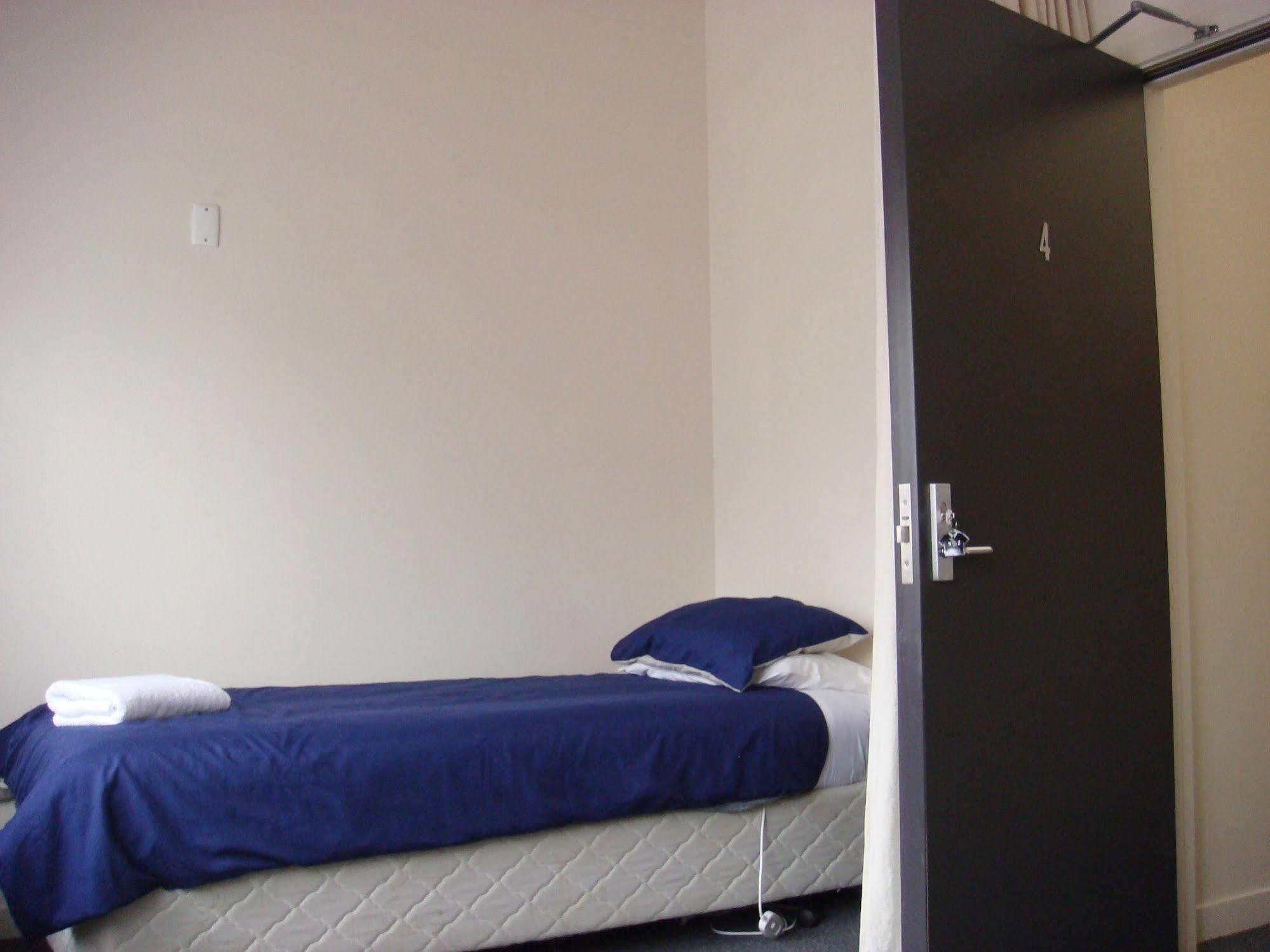 A Pousada Cromwell Backpackers Exterior foto